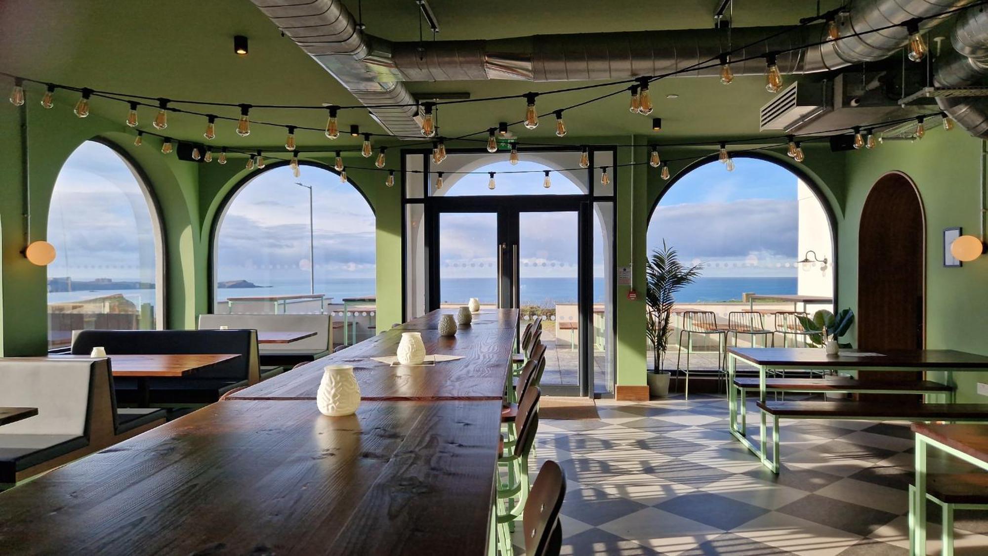Hotel Seaspace *